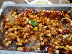 宫保鸡丁鲟鱼-锦尚阁烤鱼•天津菜(宣武门胡同店)