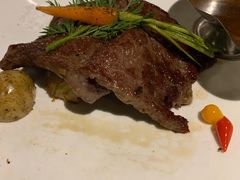 果木烧谷饲雪花牛扒配法芥-绿茵阁(体育西分店)