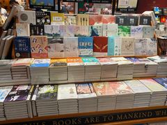 -SISYPHE BOOKS西西弗书店(龙湖滨江天街店)