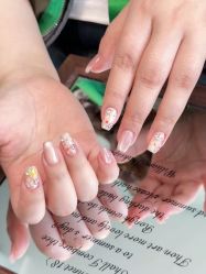 -HUII NAIL绘京美甲美睫会馆