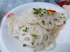 -肥肥虾庄·金牌油焖大虾(东湖欢乐谷店)