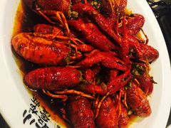 -龙巢盱眙龙虾·牛蛙·烧烤宵夜(八卦岭店)