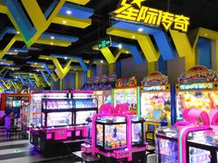 -反斗乐园π·电玩·高空拓展·蹦床(龙华天虹店)