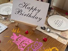 -Mark&Mars Restaurant