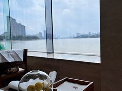 -白天鹅宾馆·流浮阁咖啡厅