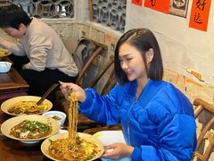 -方铲铲·成都板凳面(滨江银泰店)