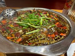 -乡土特色.冷锅鱼.牦牛肉汤锅