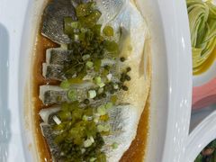 -万龙洲海鲜(大兴绿地缤纷城店)