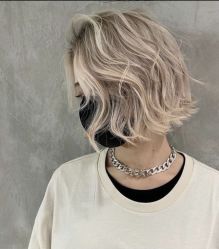 -变画·发型STUDIO