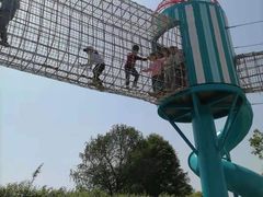 -季高兔窝窝亲子园(上海薰衣草公园店)