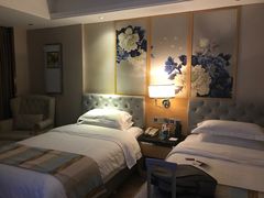 -华雅·云缦酒店(岳阳楼区火车站店)