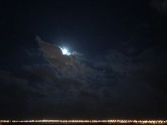 -上海滴水湖皇冠假日酒店
