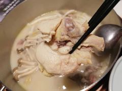 -洪氏嗨捞·猪肚鸡火锅(阳光天地店)