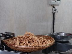 -肖炮现炸酥肉(解放碑店)