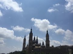 -皮拉尔圣母圣殿主教座堂