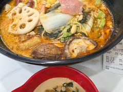 -吕阿婆骨汤麻辣烫(云岗店)