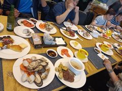 -怡聚轩全日制自助餐厅(大中华喜来登酒店)