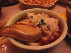 红油抄手-龙门阵茶屋川菜馆(武康路店)