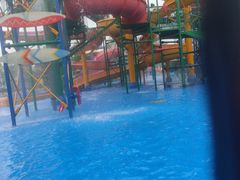 -泸州欢乐派海滩公园