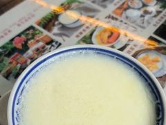-周大娘牛乳(旧寨古村总店)