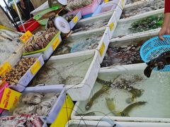 -拉威海鲜市场