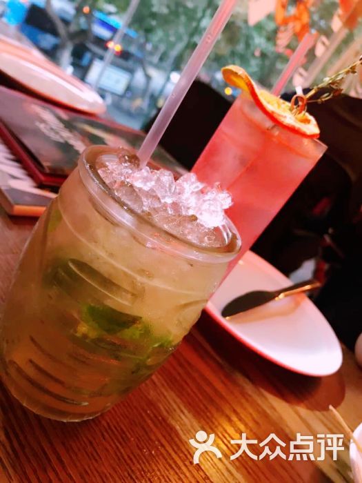 momentum焱堡·美式餐酒吧(艾尚天地店)(焱堡艾尚天地店)莫吉托图片
