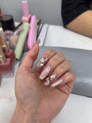 -尤米一站式美甲美睫