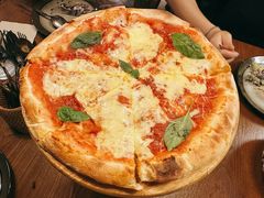 玛格丽特披萨-Uncle Kosto科斯托·中东菜