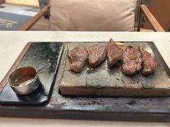 岩烤精选澳洲牛扒-一沙一城·岩烤牛扒(深圳首店)