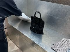 -三宅一生 (阪急梅田本店)