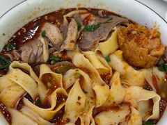 -伊穆祥牛肉面总店·清真
