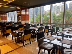 -大中华希尔顿酒店-念自助餐·嗨啤·小龙虾