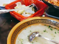 -富正毅三下锅·湘西韵味(天门山索道店)