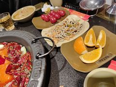 -宽板凳老灶火锅(台湾街店)