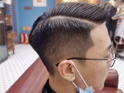 -贝勒爷专业男发