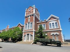 -清风小镇闯关东影视基地