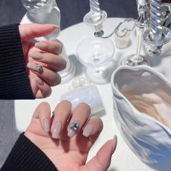 -HUII NAIL绘京美甲美睫会馆