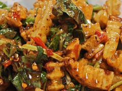 -蜗牛小馆醉乡民谣云南菜(惠新西里店)