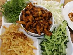新派京酱肉丝-合合春饼·酱骨·东北菜(潘家园店)