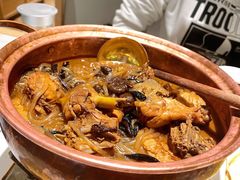 小鸡炖蘑菇-关东小磨东北菜(漕河泾印象城店)