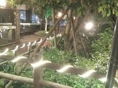 -楠柏弯休闲山庄(梨花溪店)