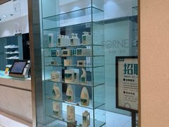 -福奈特洗衣洗鞋(杭州东站万象汇店)