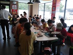 大堂-麦当劳(健德桥得来速店)