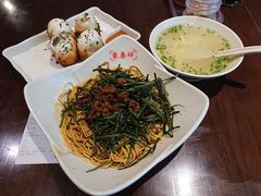 开洋葱油拌面-东泰祥生煎馆(陕西南路店)