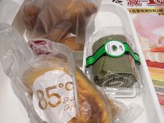 -85度C(生甜甜圈研究工坊·上海平凉店)