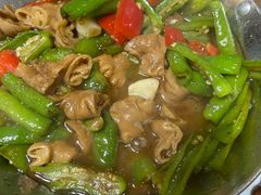 -芦茨金富饭庄·25年老字号·专做稻草鸡