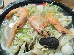 -丽虹云南过桥米线(兴工街店)