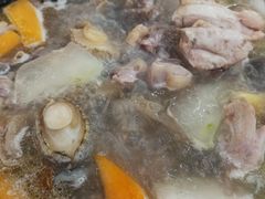 水鱼鸡煲-新榕记滨江壹號