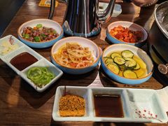 -明洞阿姨·韩式酱蟹烤肉·创意料理(三元桥店)