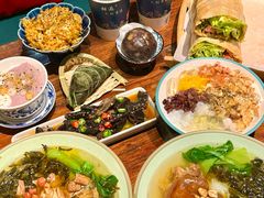 -八月美食小馆(银泰城总店)